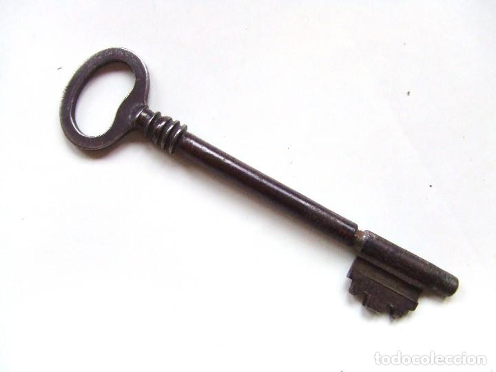 Antig&uuml;edades: ANTIGUA LLAVE DE HIERRO 11,5 CM - Foto 1