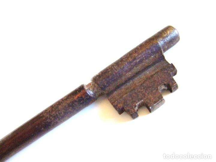 Antig&uuml;edades: ANTIGUA LLAVE DE HIERRO 11,5 CM - Foto 10