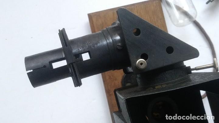 Antig&uuml;edades: antiguo proyector falta tapa - Foto 10