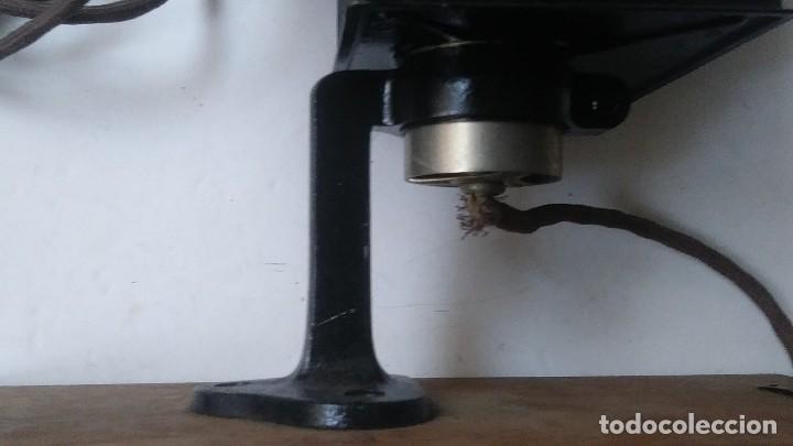 Antig&uuml;edades: antiguo proyector falta tapa - Foto 17
