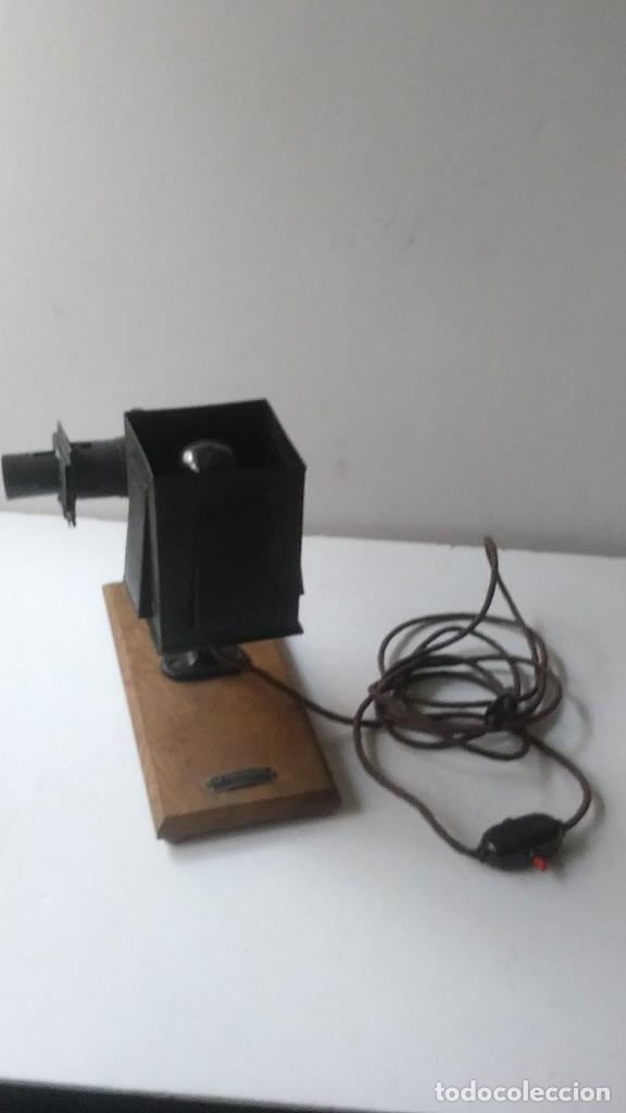 Antig&uuml;edades: antiguo proyector falta tapa - Foto 21