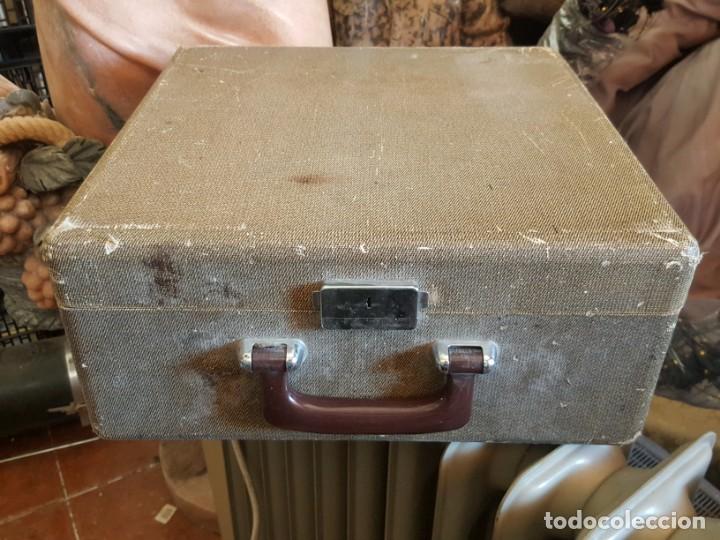 Antig&uuml;edades: G M&aacute;quina de escribir SMITH-CORONA. - Foto 2
