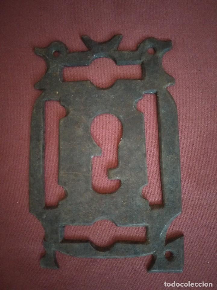 Antig&uuml;edades: BOCALLAVE DE FORJA SIGLO XIX - Foto 1