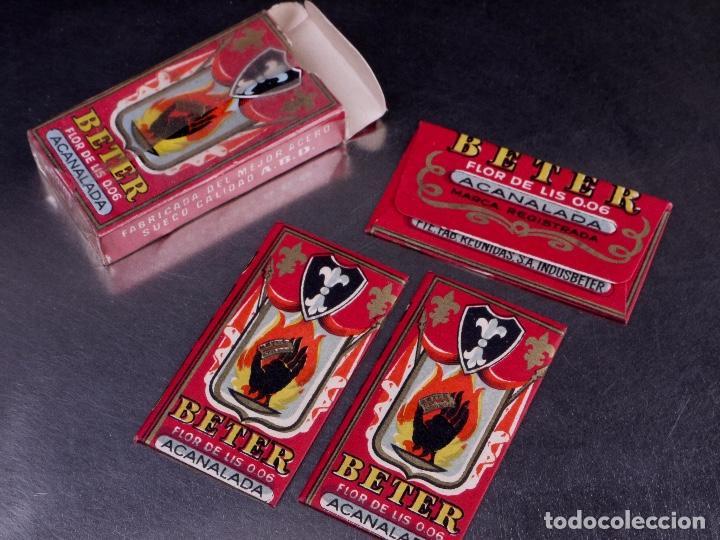 Antig&uuml;edades: PAQUETE DE HOJAS DE AFEITAR BETER FLOR DE LIS - Foto 3