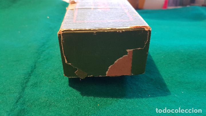 Antig&uuml;edades: CAJA DE CARTON SINGER CON ACCESORIOS - Foto 11