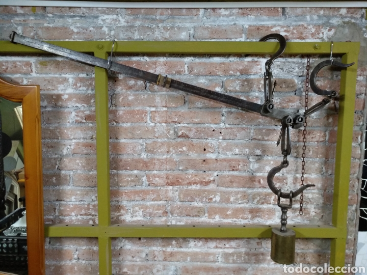 Antig&uuml;edades: Balanza romana, grande largo 111cm - Foto 1