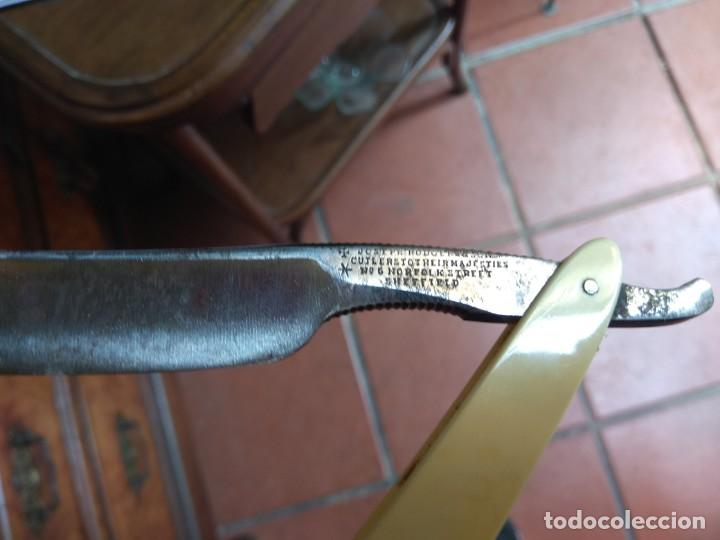 Antig&uuml;edades: Navaja de Barbero Sheffield - Foto 3