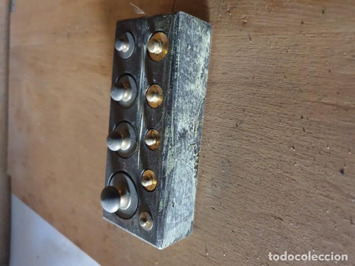 Antig&uuml;edades: JUEGO DE PESAS - Foto 2