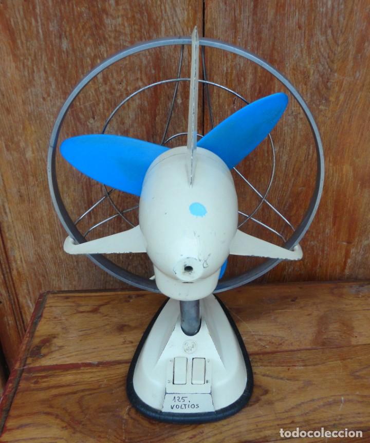 Antig&uuml;edades: Ventilador  de metal, funciona a 125v - Foto 4