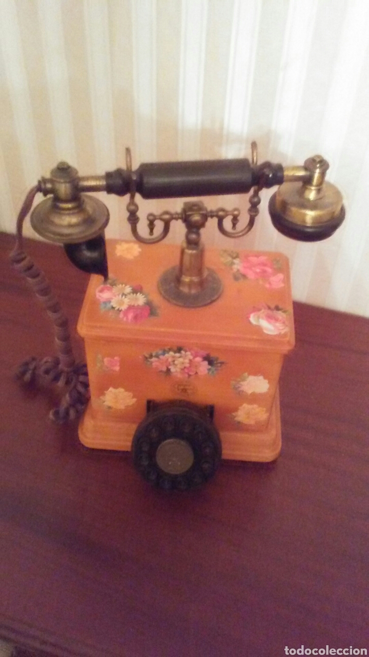 Tel&eacute;fonos: Telefono armazon madera con dise&ntilde;o tipo antiguo ,funciona - Foto 1