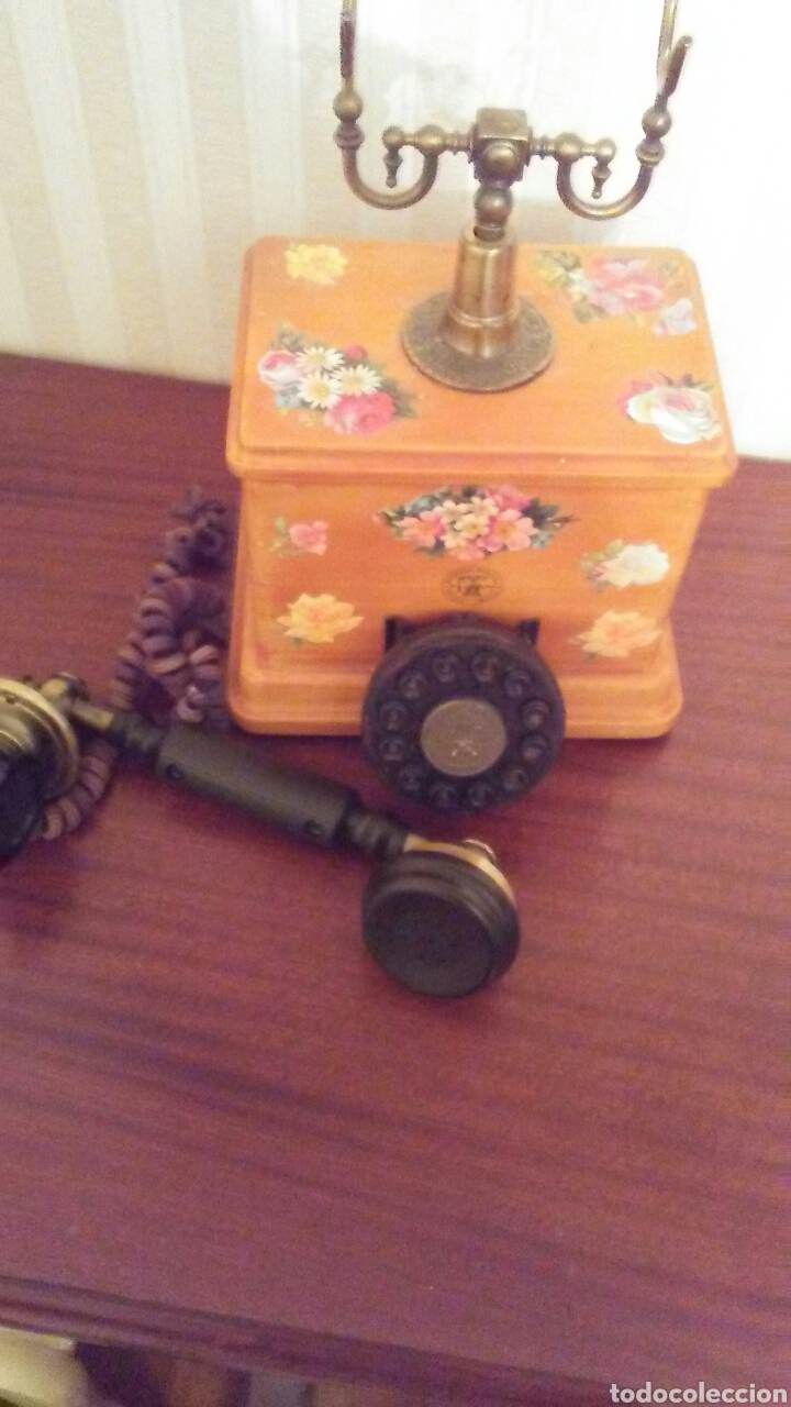 Tel&eacute;fonos: Telefono armazon madera con dise&ntilde;o tipo antiguo ,funciona - Foto 5