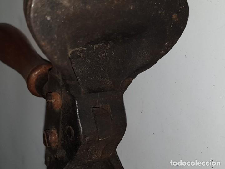 Antig&uuml;edades: ANTIGUA HERRAMIENTA - Foto 3