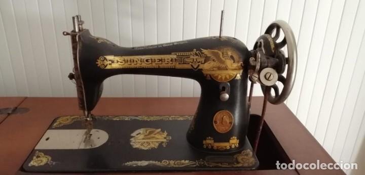 maquina coser singer año 1881 con base de violí - Compra venta en  todocoleccion