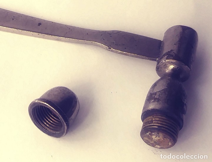 Antig&uuml;edades: PEQUE&Ntilde;O MARTILLO MEDICO - Foto 1