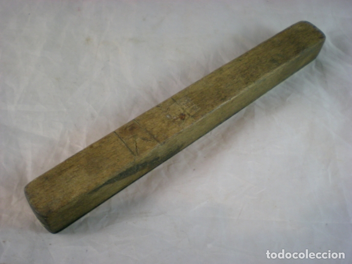 Antig&uuml;edades: Nivel Made British - Madera y Lat&oacute;n - 20,5cm - Funciona - Foto 2