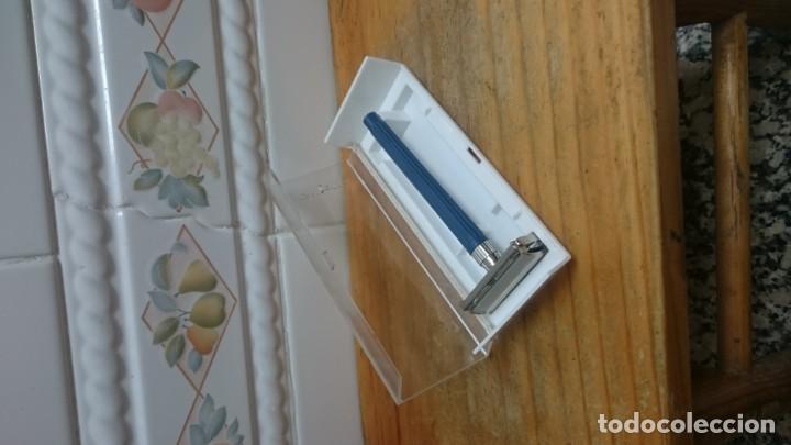 Antig&uuml;edades: MAQUINITA DE AFEITAR MARCA GILLETTE CON ESTUCHE - Foto 3