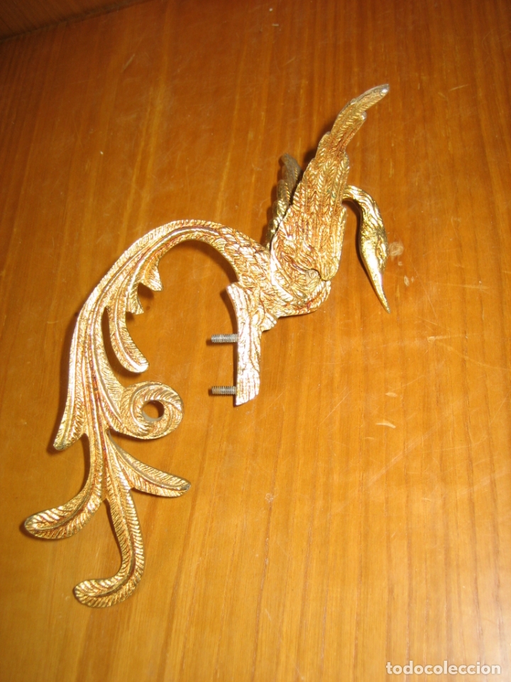 Antig&uuml;edades: Aplique en metal o bronce - Foto 2