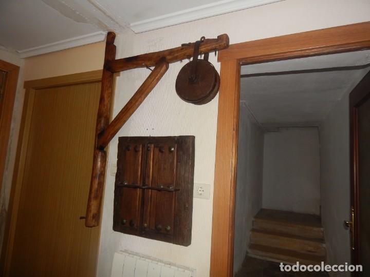 Antig&uuml;edades: Antigua escuadra polea de olmo y forja de canteros constructores - Foto 25