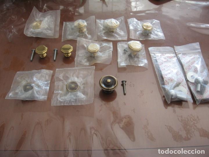 Antig&uuml;edades: Lote de pomos para muebles o puertas. - Foto 11