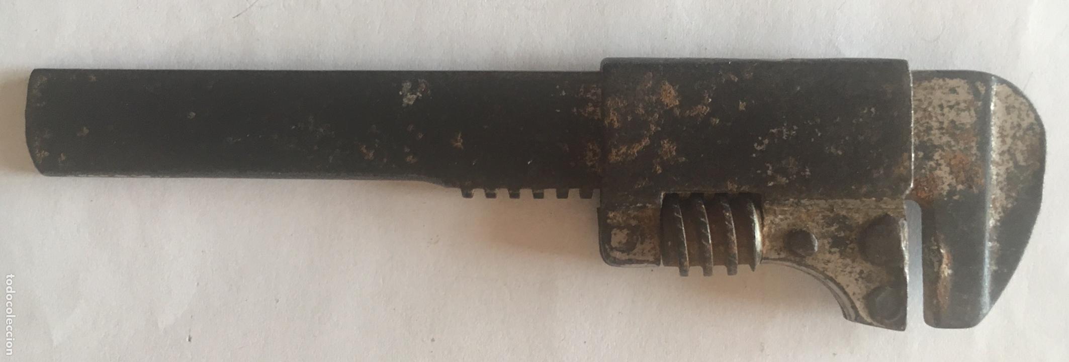 Antig&uuml;edades: PEQUE&Ntilde;A LLAVE INGLESA MARCA THE LIFTYRE SPANNER - Foto 3