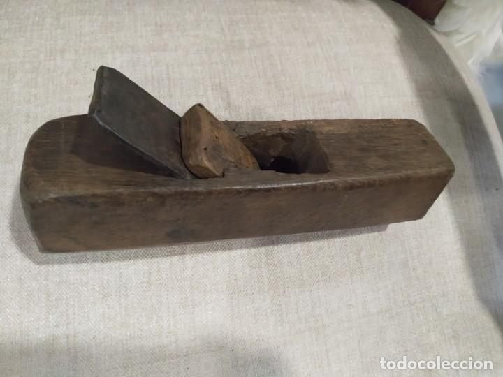 Antig&uuml;edades: ANTIGUO CEPILLO DE CARPINTERO - Foto 1