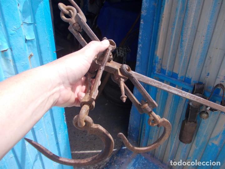 Antig&uuml;edades: romana de mas de 200 kilos - Foto 18