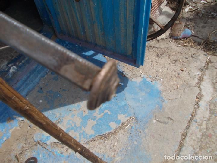 Antig&uuml;edades: romana de mas de 200 kilos - Foto 20