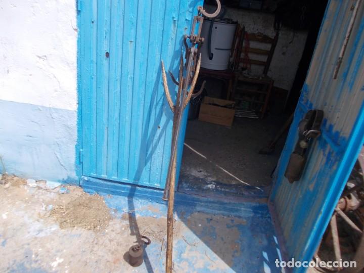 Antig&uuml;edades: romana de mas de 200 kilos - Foto 21