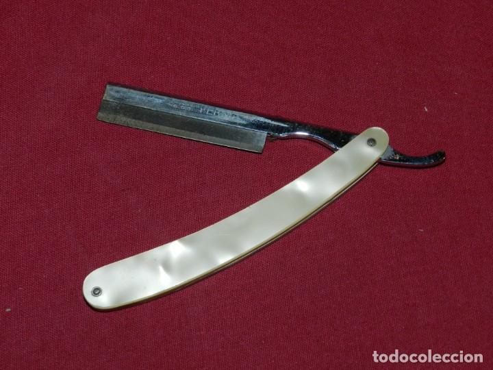Antig&uuml;edades: (A23) Navaja de Afeitar - Perivia, Se&ntilde;ales de Uso - Foto 1