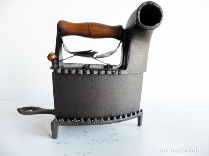 Antig&uuml;edades: PLANCHA DE HIERRO DE CARBON - Foto 10