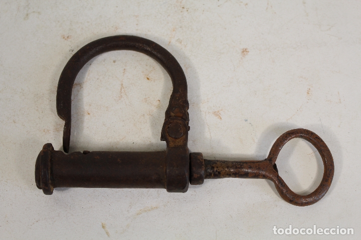 Antig&uuml;edades: candado antiguo - Foto 4