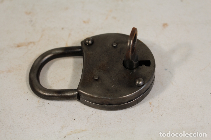 Antig&uuml;edades: candado antiguo - Foto 4