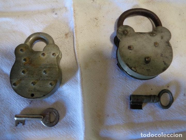 Antig&uuml;edades: dos candados forja siglo XIX - Foto 2