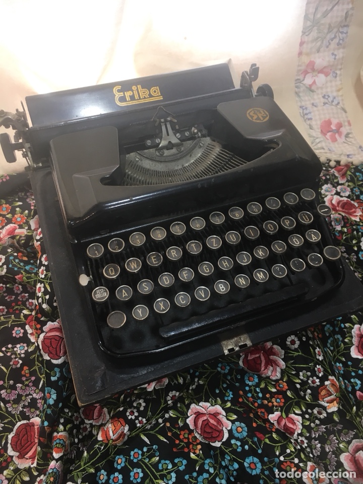 Antig&uuml;edades: Maquina escribir Erika - Foto 3