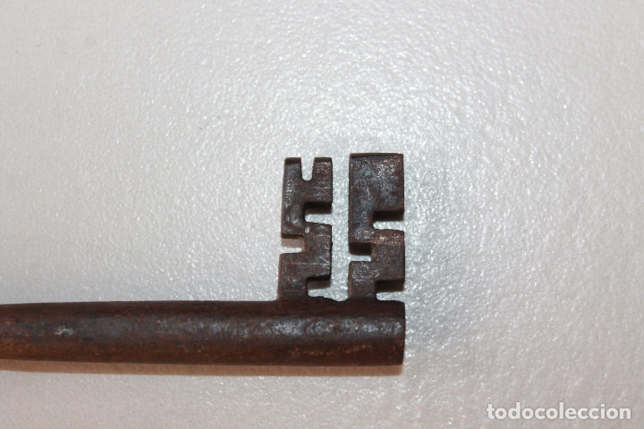 Antig&uuml;edades: LLAVE DE FORJA, 11X3 CM - Foto 2