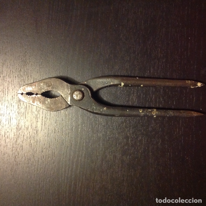 Antig&uuml;edades: Curioso alicate. - Foto 1