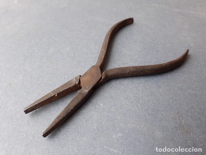 Antig&uuml;edades: Mini alicates de joyero o relojero 10cm aprox - Foto 2