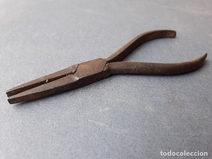 Antig&uuml;edades: Mini alicates de joyero o relojero 10cm aprox - Foto 3