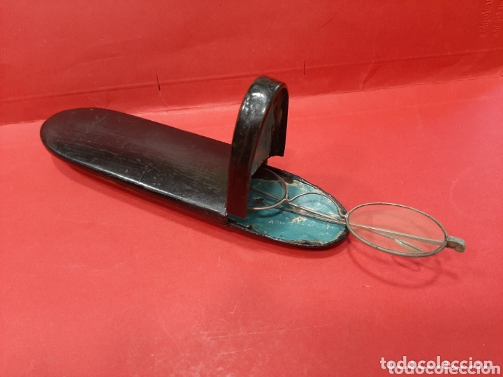 Antig&uuml;edades: BINOCULARES CON SU FUNDA DE MADERA LACADA - Foto 2