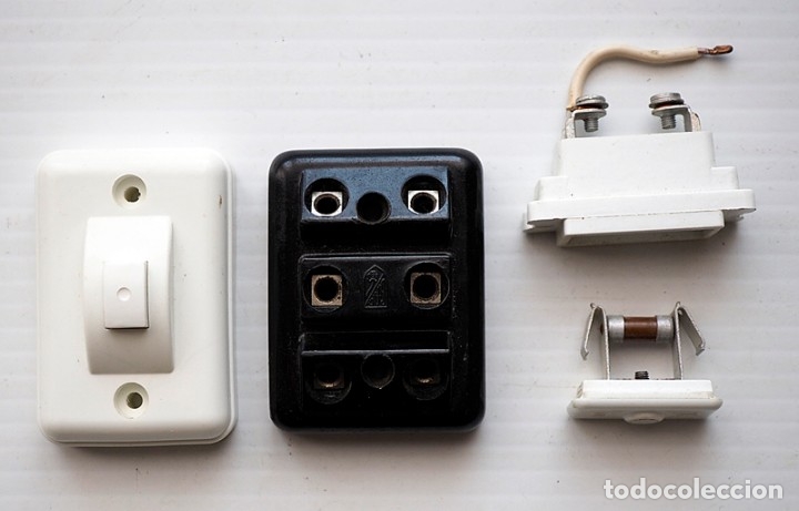 Antig&uuml;edades: Componentes electr&oacute;nicos antiguos. - Foto 1