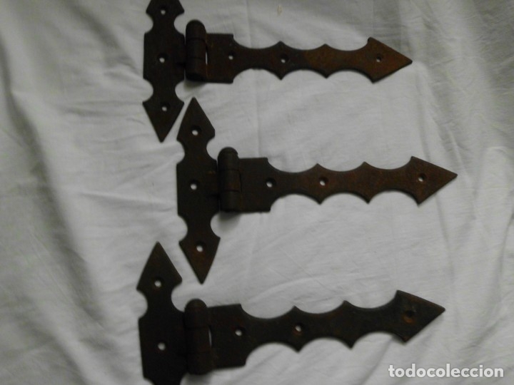 Antig&uuml;edades: Conjunto de 3 bisagras de hierro colado - Foto 3