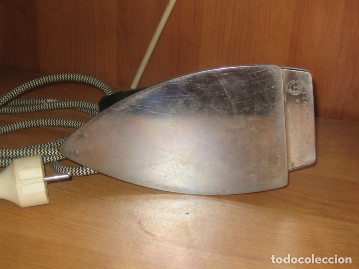 Antig&uuml;edades: plancha electrica - Foto 2