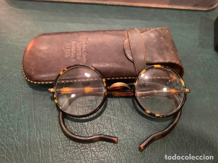 gafas quevedo con detalles en oro con funda o Comprar Gafas