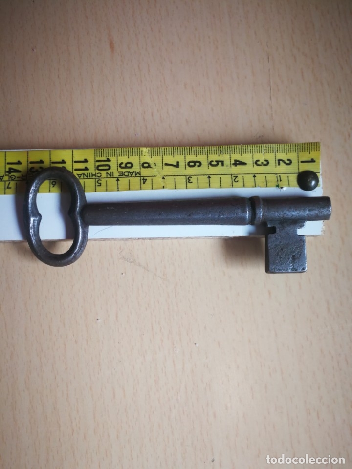 Antig&uuml;edades: LLAVE S XVIII EN FORJA - Foto 3