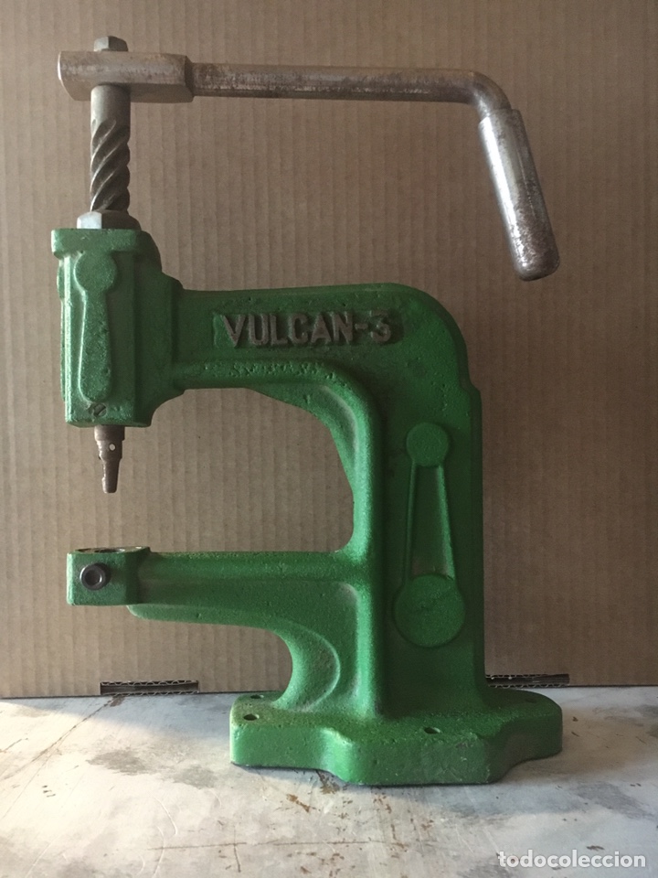 Antigua prensa remachadora manual de hierro vul - Vendido en Venta Directa  - 176324583