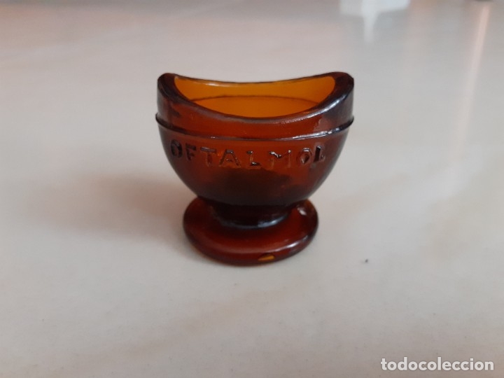 Antig&uuml;edades: Antiguo recipiente de cristal marca oftalmol - Foto 1
