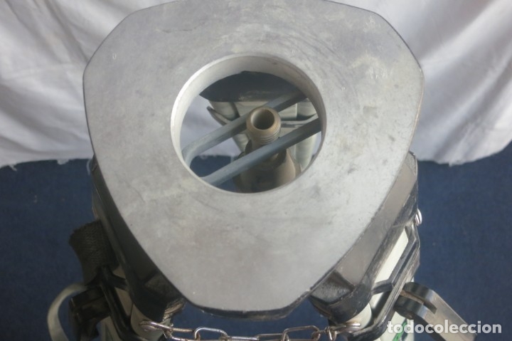 Antig&uuml;edades: tripode de topografia - Foto 2