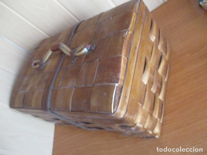 Antig&uuml;edades: CESTA O CANASTA DE PESCA EN MIMBRE - Foto 11