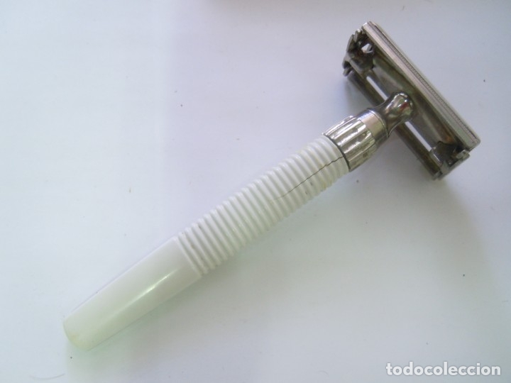 Antig&uuml;edades: Maquinilla de afeitar Gillette Slim Twist - Foto 3