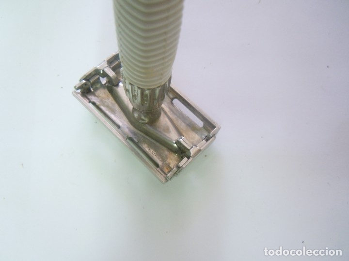 Antig&uuml;edades: Maquinilla de afeitar Gillette Slim Twist - Foto 6